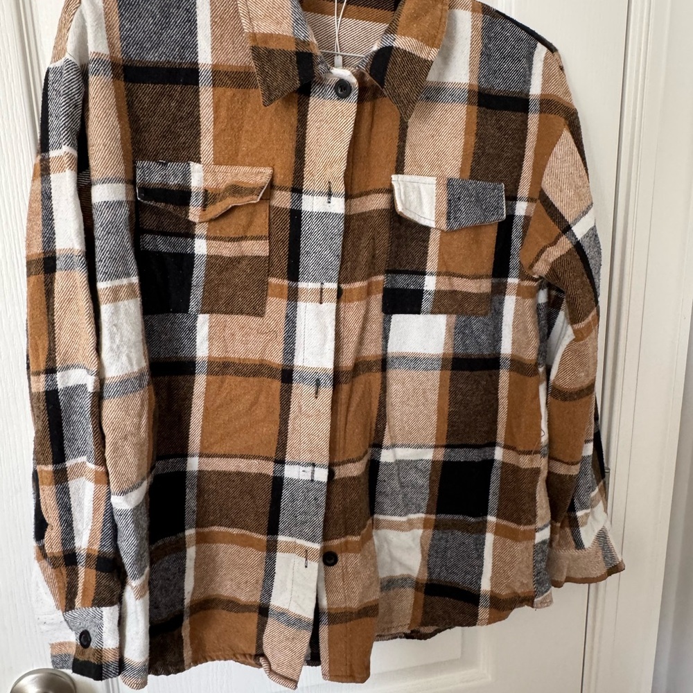 Plaid Button-Up Shirt in Brown and Black